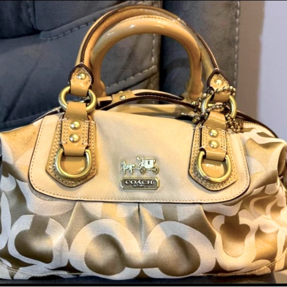 EUC Authentic Coach Ashley Bag